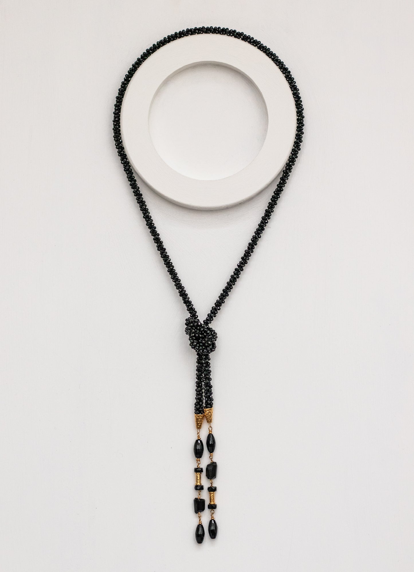 VENEZIA ROPE NECKLACE BLACK SPINEL